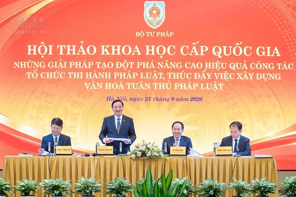1-1790047095.jpg