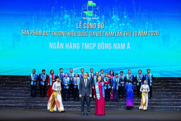 seabank-lan-thu-4-lien-tiep-duoc-vinh-danh-thuong-hieu-quoc-gia-viet-nam-1792378095.jpeg
