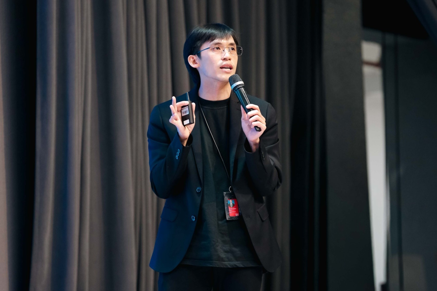 anh-3-ts-khoa-1780743803.jpg