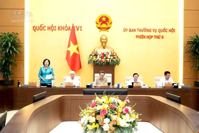 4-1790312271.jpg