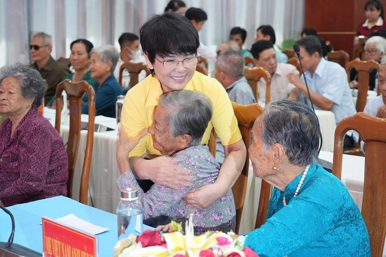 tri-an-me-viet-nam-anh-hung-1791793498.jpg