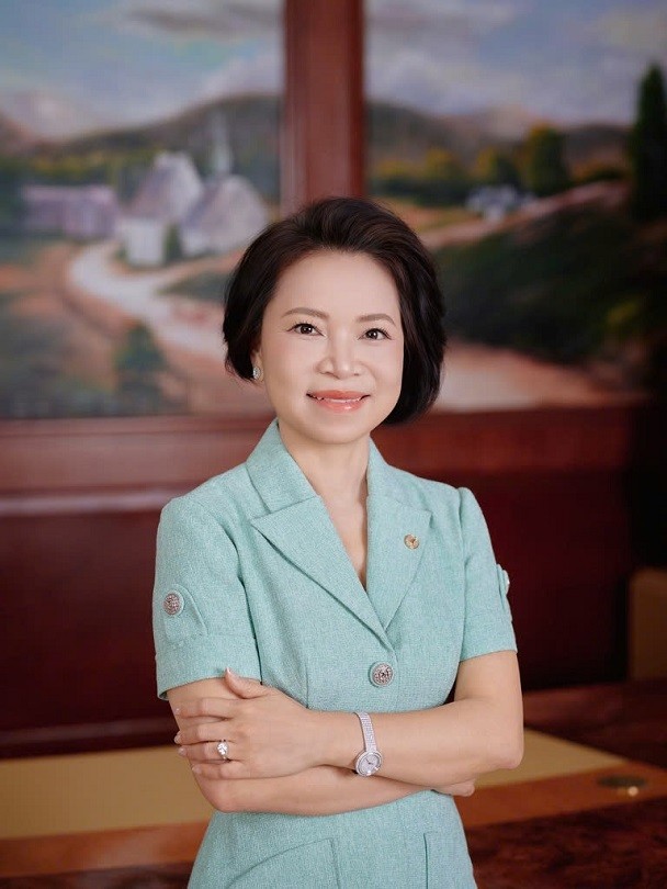 ba-pham-thu-huong-pho-chu-tich-tap-doan-vingroup-1791941185.jpg