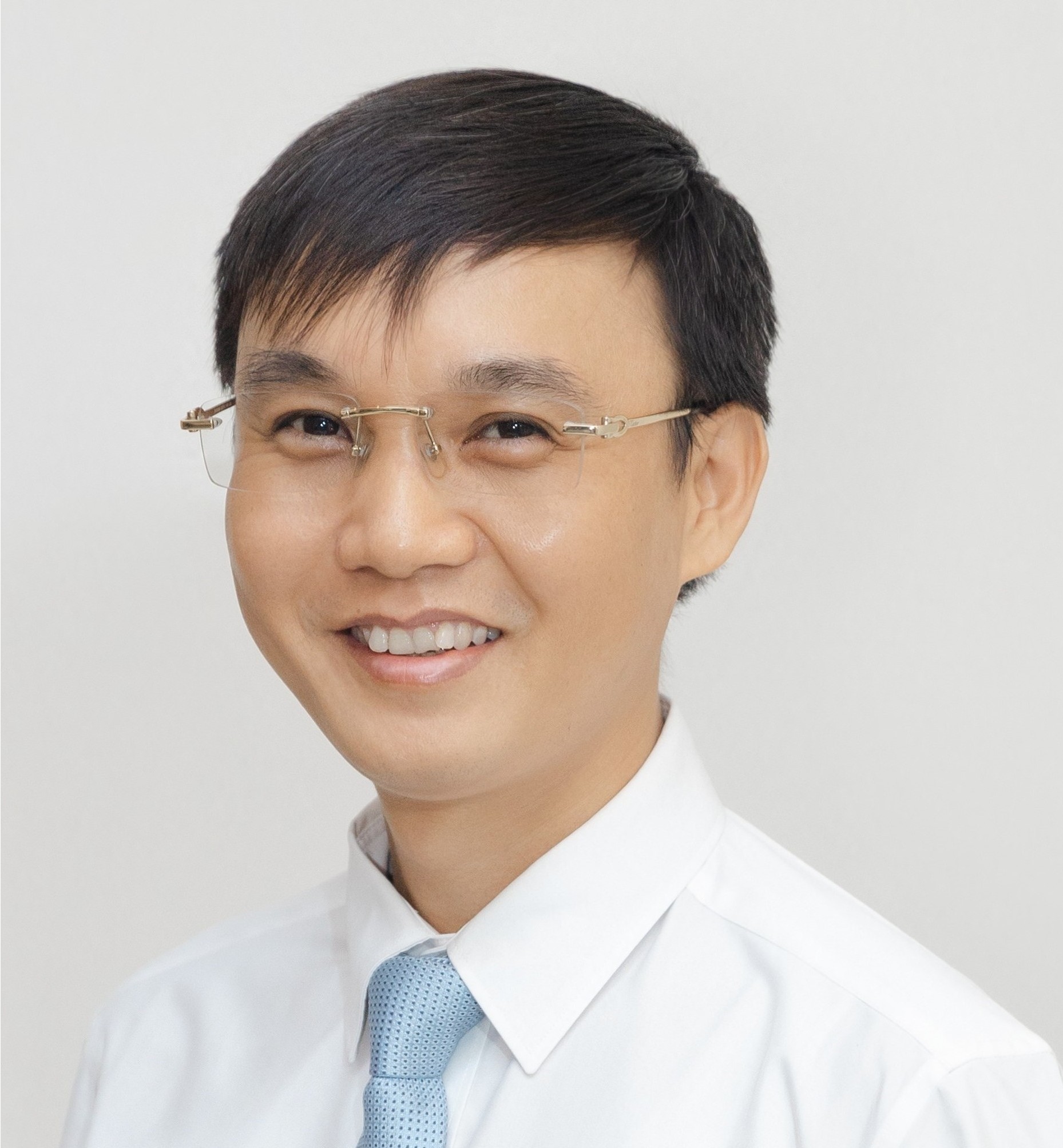Viên Thế Giang