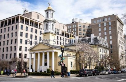  Nhà thờ St. John's Episcopal ở Washington D.C., nơi được mệnh danh là "nhà thờ của các tổng thống". Tất cả tổng thống Mỹ, từ thời James Madison, đều đi lễ tại đây. Ảnh: Alamy. 