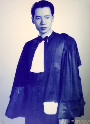 Ông Vũ Trọng Khánh trong lễ tuyên thệ Luật sư tại Tòa Thượng thẩm, Hà Nội (26/11/1941) – ảnh tư liệu