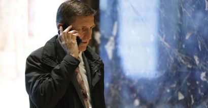  Ông Michael Flynn bị cáo buộc thảo luận về các biện pháp trừng phạt của Mỹ với Đại sứ Nga Sergey Kislyak trước khi ông Trump nhậm chức. Ảnh: Internet
