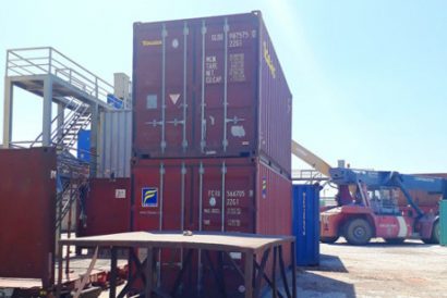 Nhiều container đang được đặt tại cảng Quy Nhơn (Ảnh: minh họa).