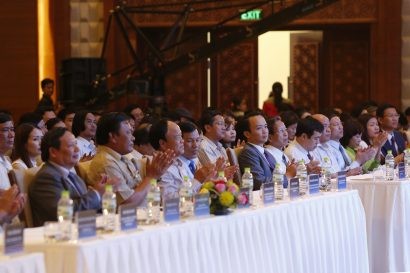 Các đại biểu đến dự Lễ công bố Quần thể FLC Sầm Sơn đạt chuẩn 5 sao.