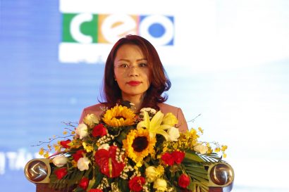 Bà Hương Trần Kiều Dung, Phó Chủ tịch Hội đồng Quản trị Tập đoàn FLC phát biểu tại Hội nghị)