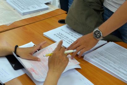 Theo Oxfam, các nước đang phát triển, trong đó có Việt Nam, mỗi năm thất thu đến 100 tỉ USD hoạt động tránh né thuế. Ảnh: TẤN THẠNH