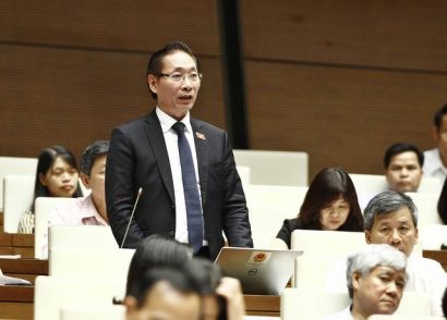  Đại biểu Nguyễn Chiến phân tích bất hợp lý tại điều 19 dự thảo luật.
