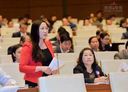 Đại biểu Nguyễn Thị Thủy (Bắc Cạn) đề xuất cần có cơ chế hợp lý khi xin lỗi người bị oan. 