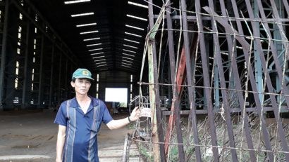 Nhà máy đóng tàu Năm Căn hứa hẹn tạo hàng ngàn việc làm, giờ hoang phế. Ảnh: Nguyễn Hùng