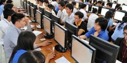 Trong ngắn hạn, “Chính phủ cần phải thực hiện nghiêm túc chính sách tinh giản biên chế"