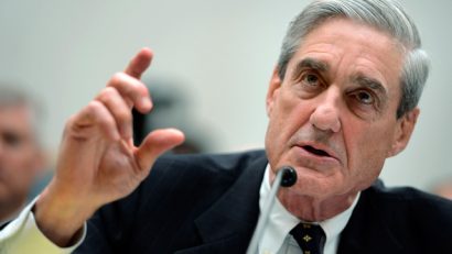 Robert Mueller – cựu Giám đốc FBI (trước James Comey), nay được bổ nhiệm là Công tố viên đặc biệt điều tra vụ Nga can thiệp vào chiến dịch tranh cử của Donal Trump vào 2016. 
