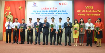 Một Diễn đàn đối thoại doanh nhân với Nhà báo do VCCI tổ chức