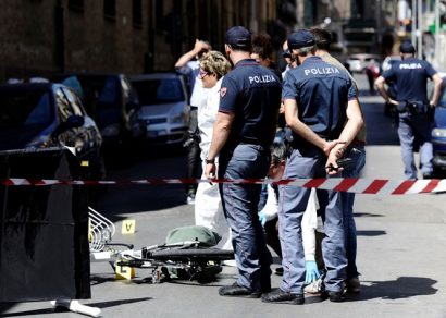 Cảnh sát phong tỏa hiện trường vụ trùm mafia Giuseppe Dainotti bị bắn chết ở Palermo 
