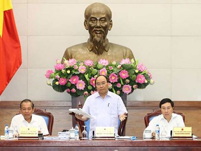  Thủ tướng Nguyễn Xuân Phúc chủ trì phiên họp Thường trực Chính phủ. Ảnh: TTXVN