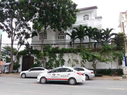 Bà Nguyễn Thị Kim Tiến cho hay căn nhà gia đình bà đang ở, gia đình đã mua đất 20 năm trước và xây nhà ở 10 năm nay. Ảnh: N.ĐỨC