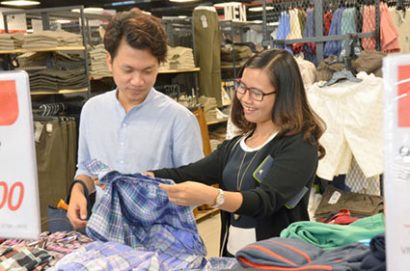  Tăng thuế GTGT có thể làm sức mua giảm Ảnh: Tấn Thạnh