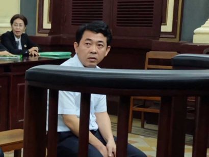  Bị cáo Nguyễn Minh Hùng tại tòa. Ảnh: HY