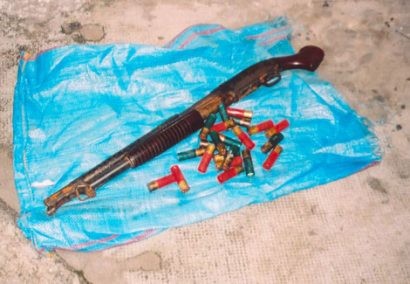  Khẩu shoot - gun Bình "kiểm" cất giấu bị Công an thu giữ.