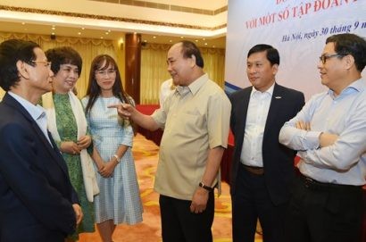  Thủ tướng Nguyễn Xuân Phúc cho rằng thành công của kinh tế tư nhân so với những năm trước đây là rất lớn. Ảnh: VGP