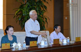  Phó Chủ tịch Quốc hội Uông Chu Lưu điều hành Phiên họp thứ 14 của Ủy ban Thường vụ Quốc hội cho ý kiến về dự thảo Luật Phòng, chống tham nhũng (sửa đổi). 