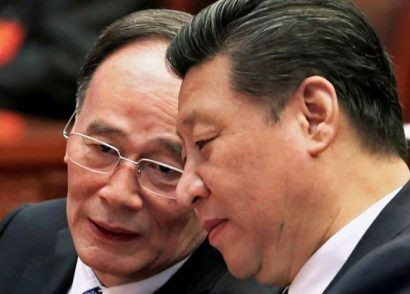 Ông Vương luôn ở cạnh ông Tập suốt 5 năm qua.