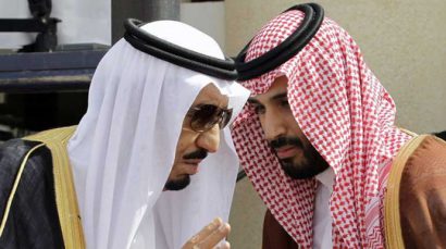  Thái tử Mohammed bin Salman (phải) và Quốc vương Ả Rập Saudi Salman bin Abdulaziz Al Saud Ảnh: MODERN DIPLOMACY