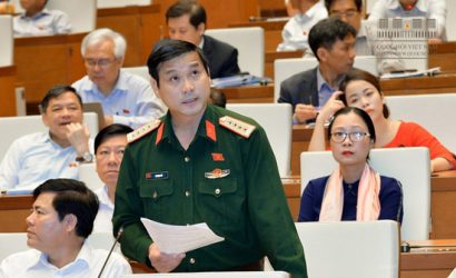  Đại biểu Lê Ngọc Hải (Quảng Nam) chất vấn Chánh án TANDTC Nguyễn Hòa Bình