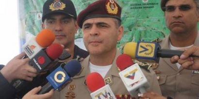  Thiếu tướng Manuel Quevedo được bổ nhiệm vào vị trí lãnh đạo Tập đoàn dầu mỏ khi ít có kinh nghiệm trong lĩnh vực năng lượng.