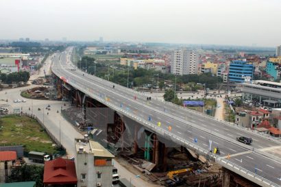  Công trình cầu vượt nút giao thông trung tâm quận Long Biên, Hà Nội – một trong những dự án đầu tư công sử dụng vốn ngân sách Nhà nước (ảnh minh họa) 