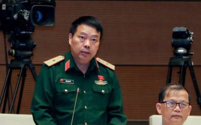  Thiếu tướng Sùng Thìn Cò
