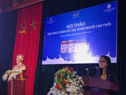 Bà Nguyễn Minh Tâm - Giám đốc Chi nhánh Vinamilk tại Hà Nội phát biểu tại hội thảo.  