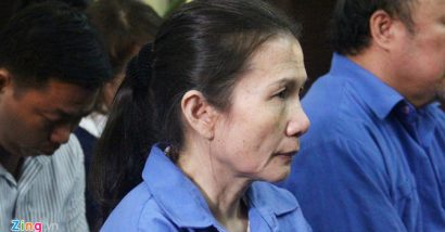 Bị cáo Nguyễn Thị Hoàng Oanh tại phiên tòa sơ thẩm. Ảnh: Kỳ Hoa.