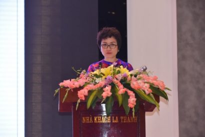 Đ/c Đàm Thị Hòa, Phó Giám đốc BHXH Thành phố trình bày báo cáo tại Hội nghị.