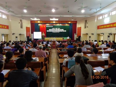  Quang cảnh một phiên bán đấu giá quyền sử dụng đất tại Bắc Giang (nguồn ảnh: stp.bacgiang.org.vn)