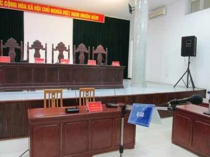 Chỗ các bị cáo đứng khai