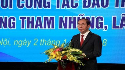  Chủ tịch nước đánh giá vai trò quan trọng của các cơ quan báo chí và đội ngũ những người làm báo trong cuộc đấu tranh với “giặc nội xâm”.