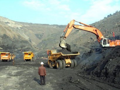  Khai thác than của Tập đoàn Công nghiệp than và khoáng sản Việt Nam