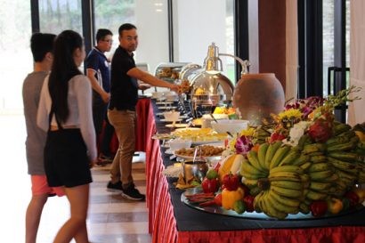 Các golfer được trải nghiệm dịch vụ đẳng cấp thế giới tại FLC Quy Nhon Golf Links.