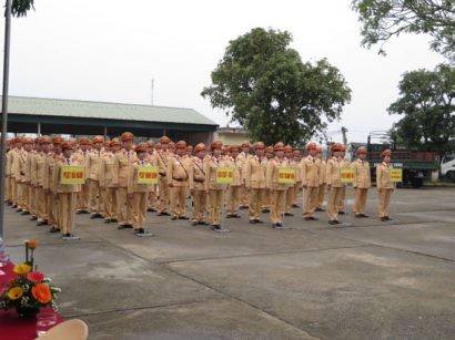  Lực lượng CSGT của các tỉnh Hà Nam, Ninh Bình, Thanh Hóa tại buổi lễ ra quân