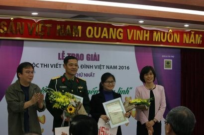 Lễ trao giải cuộc thi viết về gia đình Việt Nam 