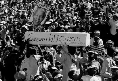 Biểu tình đòi xóa bỏ chế độ phân biệt chủng tộc