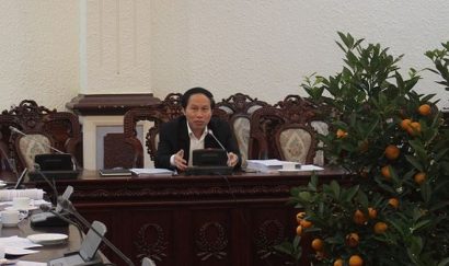 Thứ trưởng Lê Tiến Châu chủ trì cuộc họp.