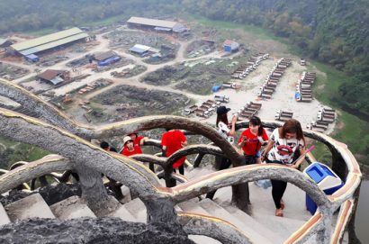  Công trình đường lên núi Cái Hạ xâm hại nghiêm trọng vùng lõi danh thắng Tràng An