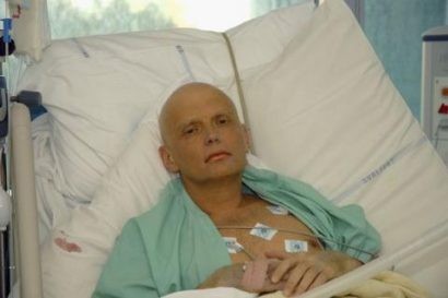  Cựu điệp viên KGB Alexander Litvinenko khi bị đầu độc