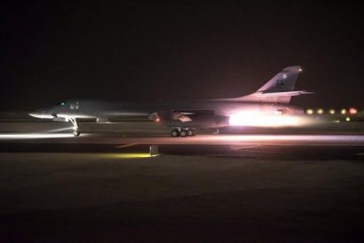  Máy bay B-1B Lancer của Mỹ tham gia không kích tại Syria (Ảnh: Reuters)