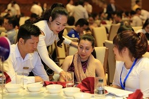 Nhà đầu tư tìm hiểu về dự án 